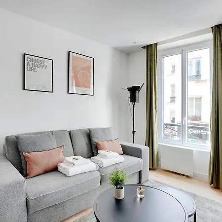 Amazing Studio 2p - Republique Apartment